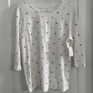 fall quarter sleeve shirt